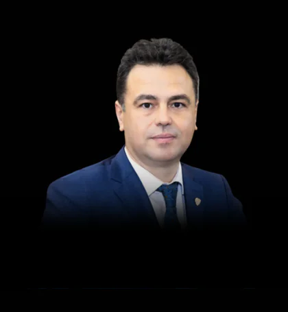 Prof. univ. dr. Dorel Mihai Paraschiv